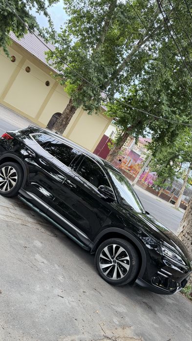 BYD Champion 605