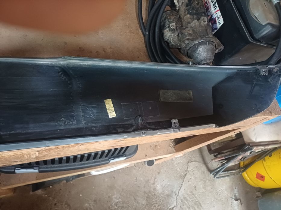 Спойлер за пежо 307