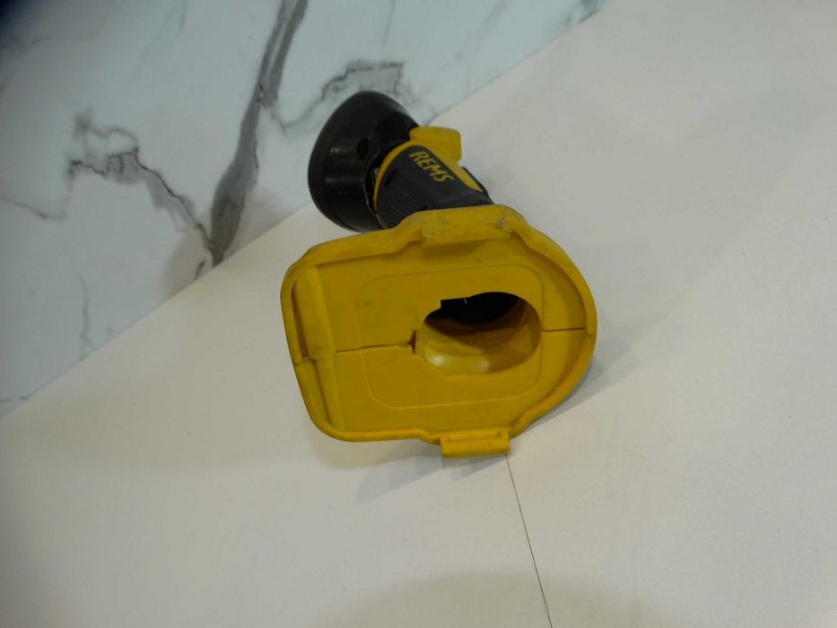 Rems - Лампа със светодиоди и Li-Ion батерия 14.4 V