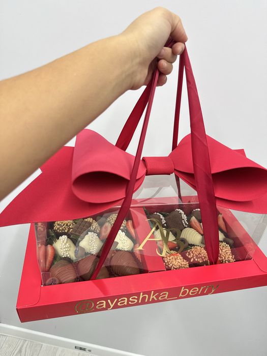 Клубника в шоколаде. 24/7. Астана!