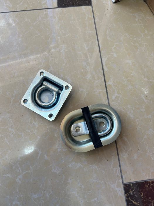 Фурнитура сотилади