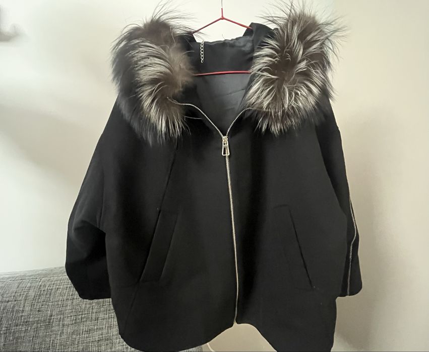 Продам женское пальто