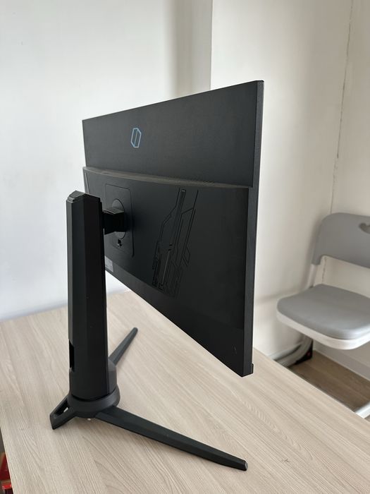 Продам  Led Монитор Samsung