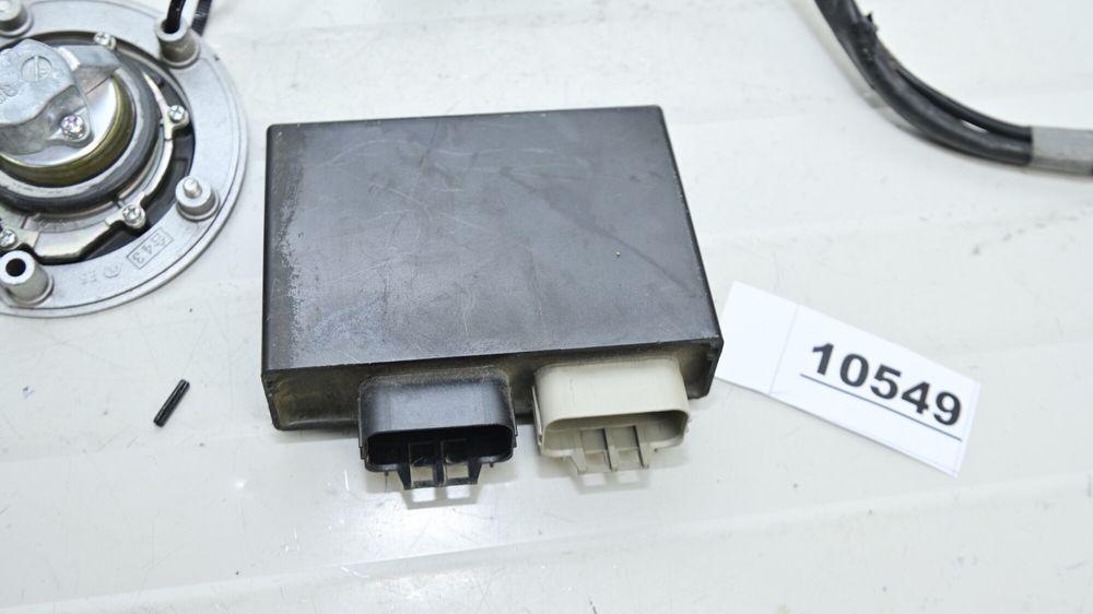 Suzuki GSXR 750 2011 - 2017 L1 - L7 Set Contact Chei Calculator ECU