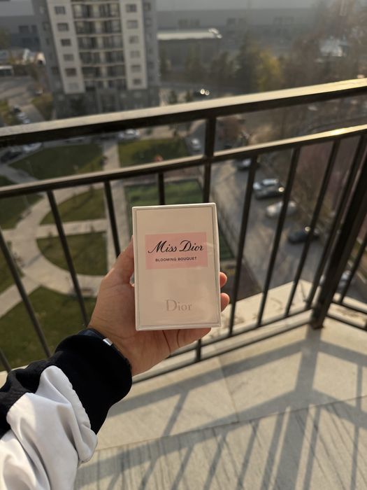 Atir Miss dior Turkiya