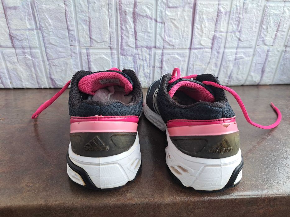 детски маратонки,кецове,спортни обувки,Adidas,адидас,ном 36,за момиче