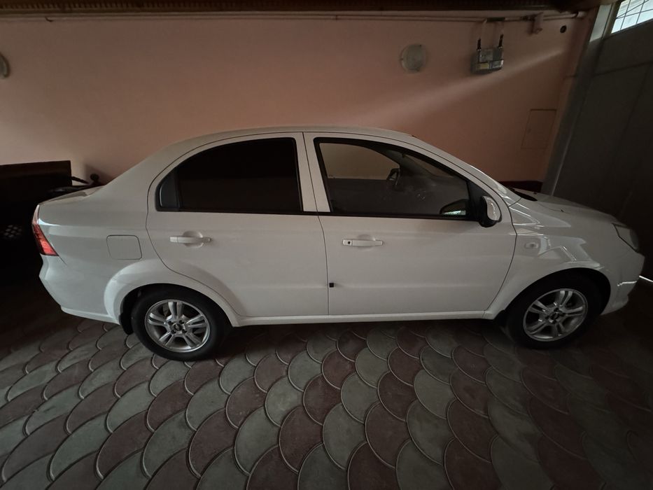 Продаётся автомобиль Nexia-3