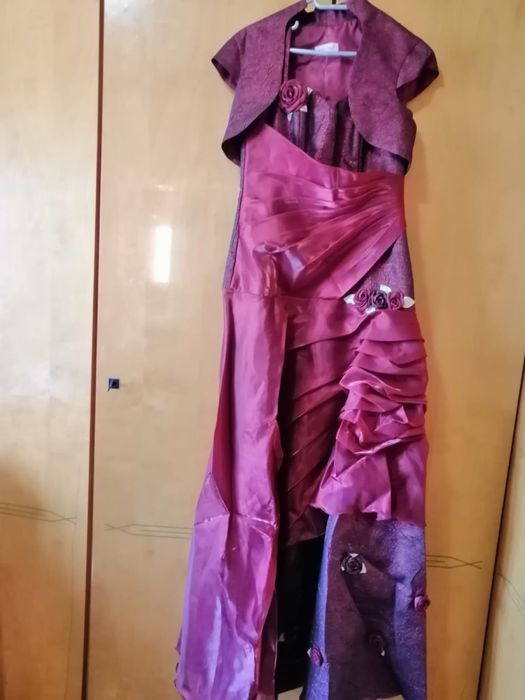 Rochie de Nașă purtata o singura data