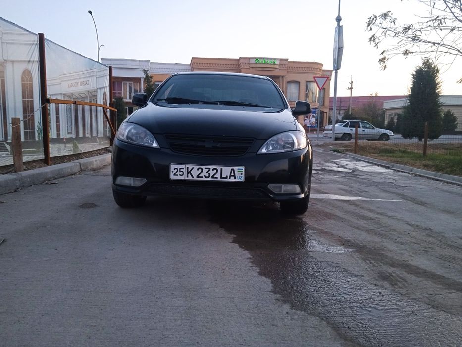 Gentra sroshni sotiladi