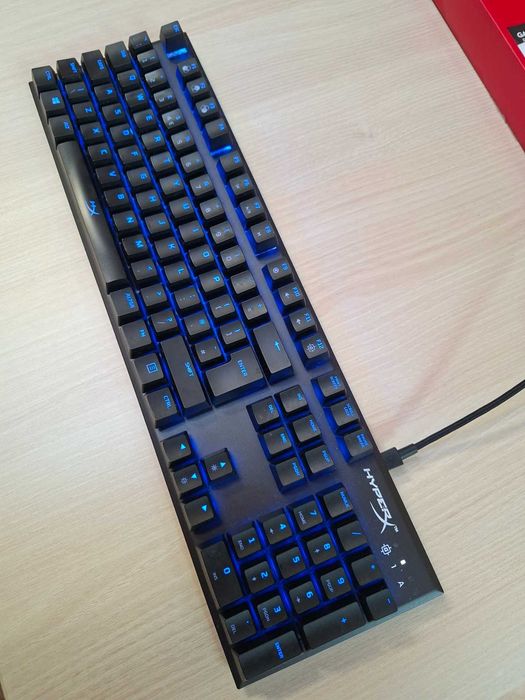HyperX Alloy FPS RGB клавиатура