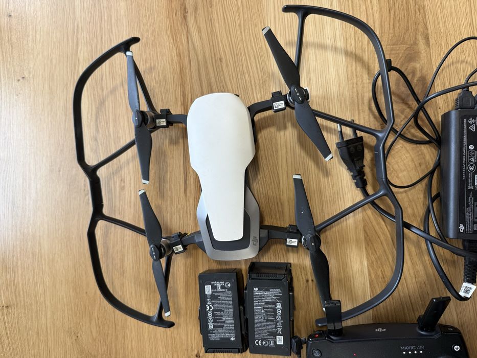 Дрон DJI Mavic Air