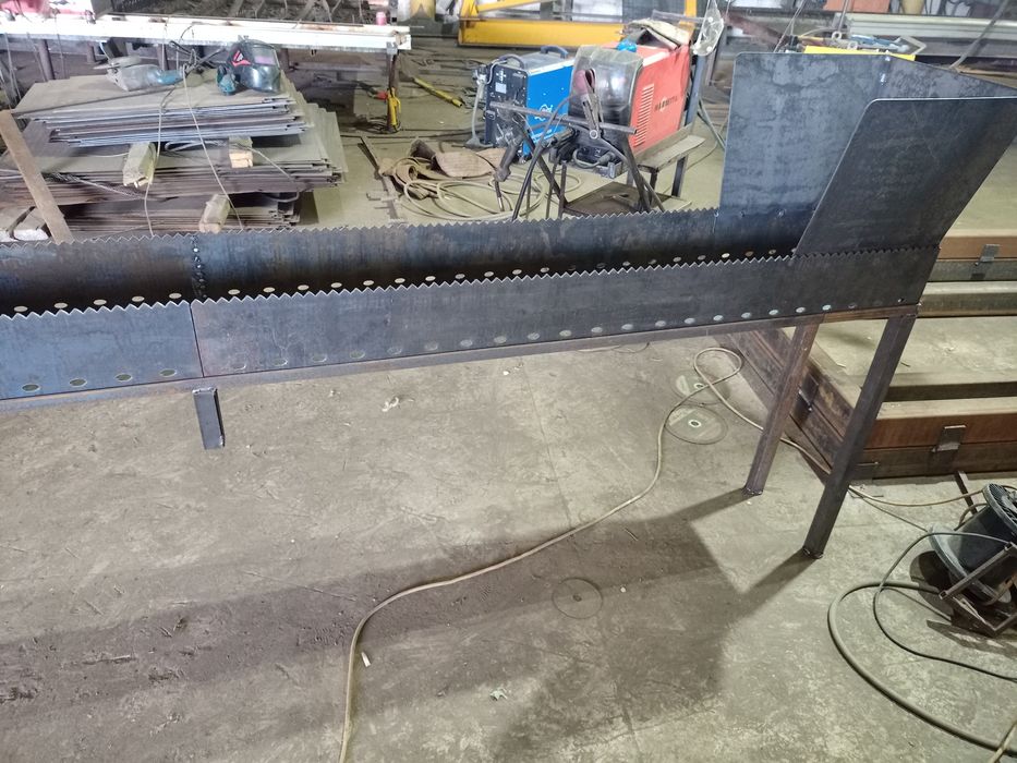 Мангал на 10 шампуров