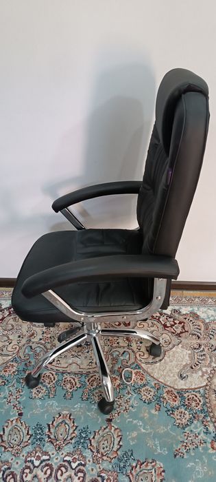 Продам офисное кресло