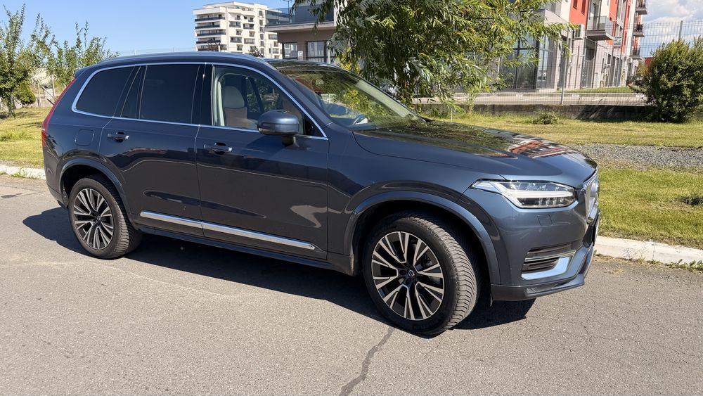 Volvo XC 90 B5 MHEV AWD 5 locuri 272 cp 4x4