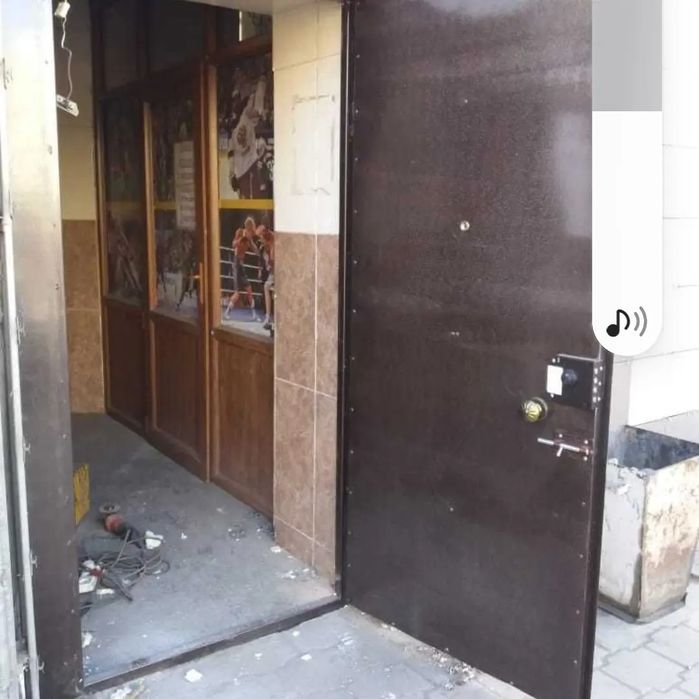 Изготовление железных дверей: 75 000 тг. - Прочие окна и комплектующие ...