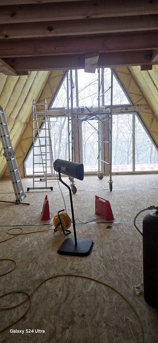 Construim case pe structură de lemn – A-Frame, cabane, case de vacanță