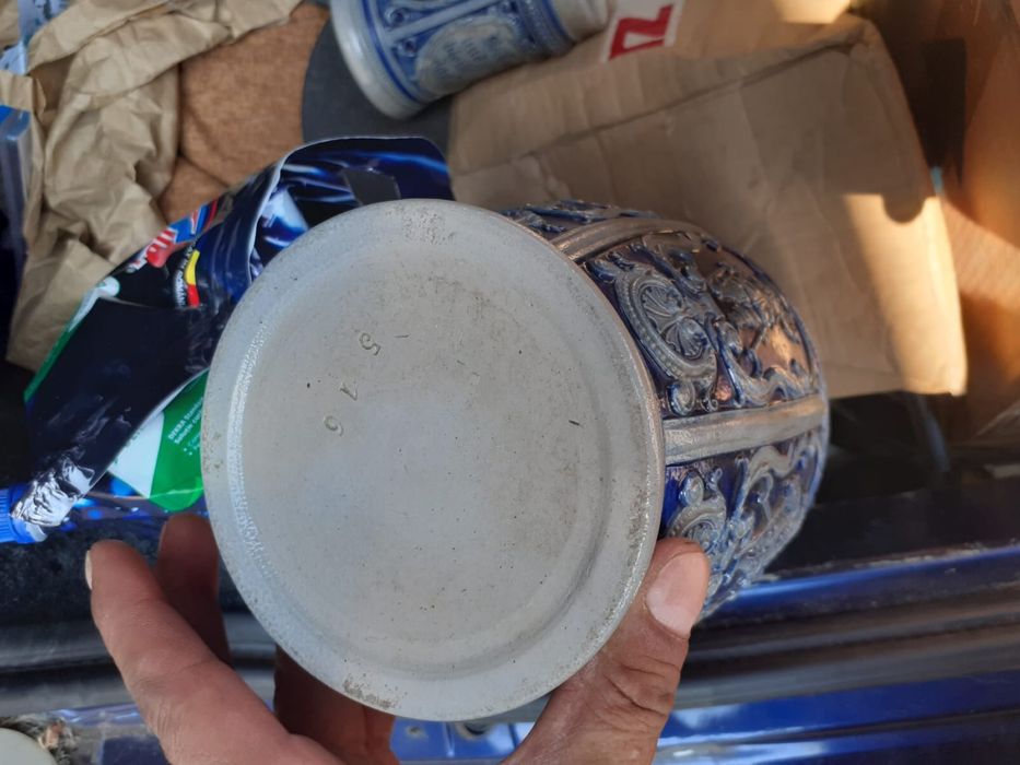 Vand servici halba bere vechi