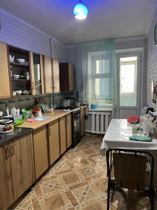 Продам 3 к кв в районе космоса