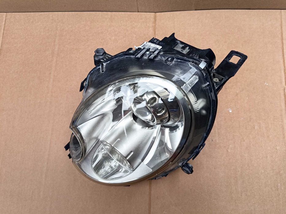 Фар за Mini Cooper R56 Xenon / Мини Купър Р56 Ксенон