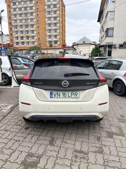 NISSAN Leaf 2020 — imagine 2