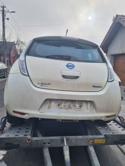 Vând haion complet Nissan Leaf Electric an 2013