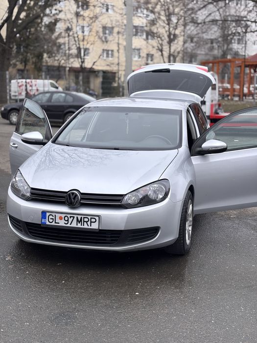 Golf 6 , 1.6 tdi 2010 Hatchback stare excelenta