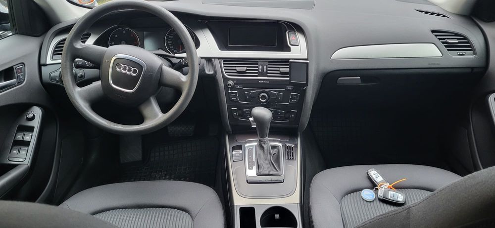 Audi  a4  AUTOMAT  2.0 d