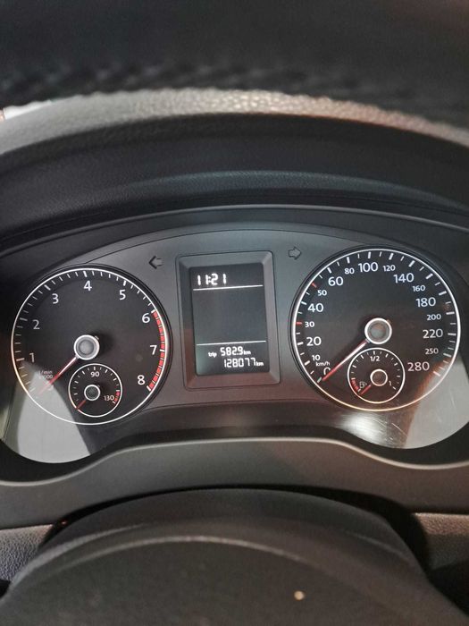 VOLKSWAGEN Jetta 0 — imagine 5
