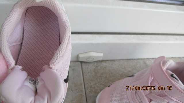 adidasi de vara Nike pentru fetite mar 21