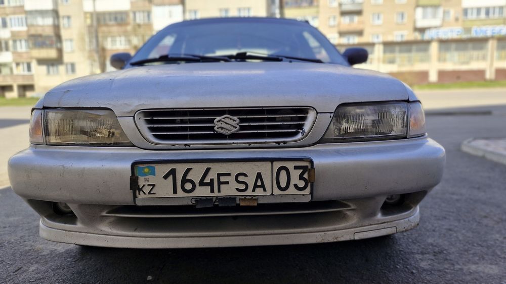 Suzuki baleno 1995 года