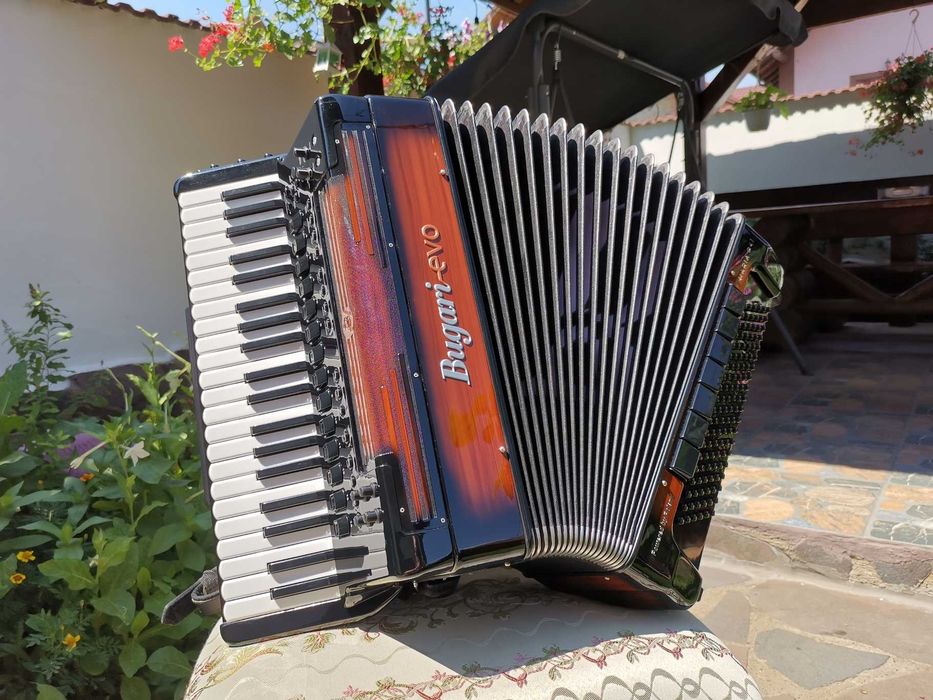 Acordeon Bugari Evo Bijuterie