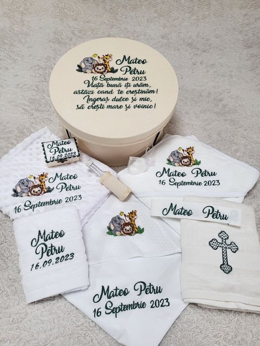 Trusouri botez  personalizate prin broderie