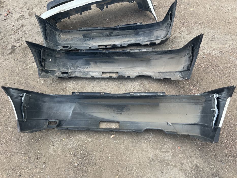 Задний бампер на гольф 3 оригинал