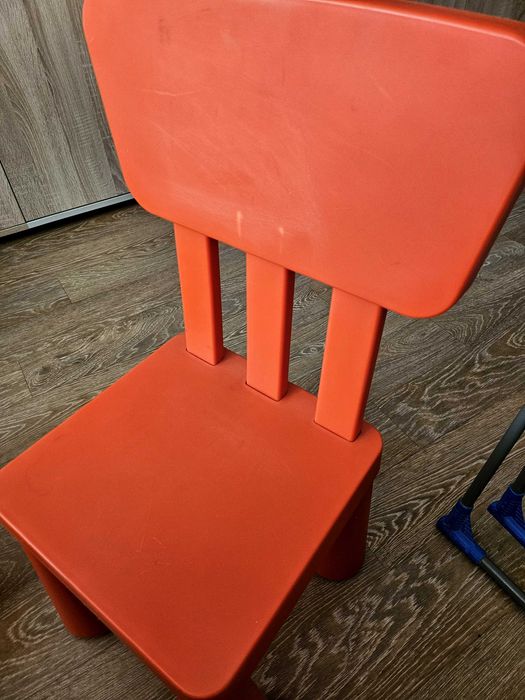 Стол и стул IKEA