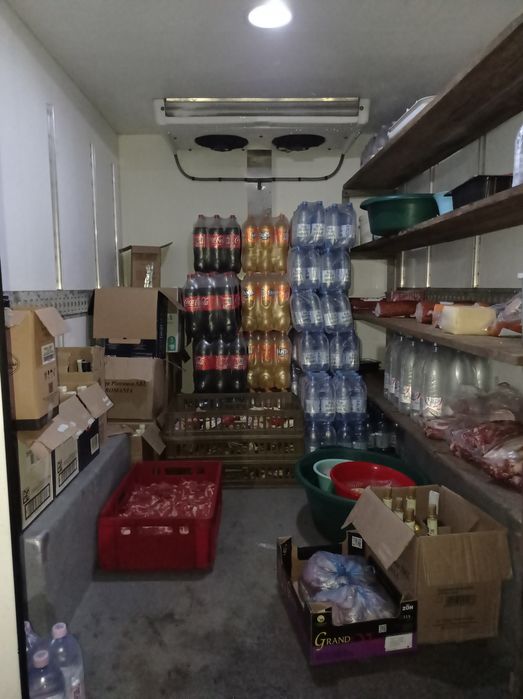 Mașina cu frig frigorifică pentru evenimente