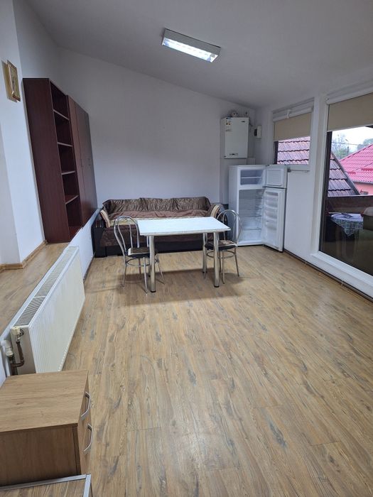 Casa de închiriat