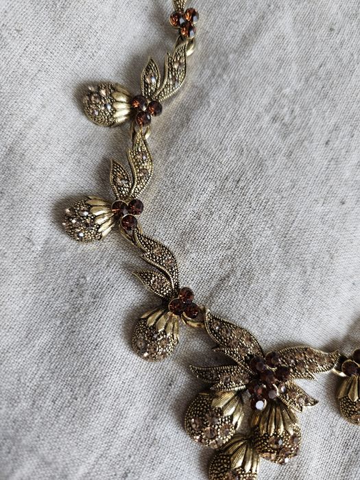 Колье с медовыми кристалами
