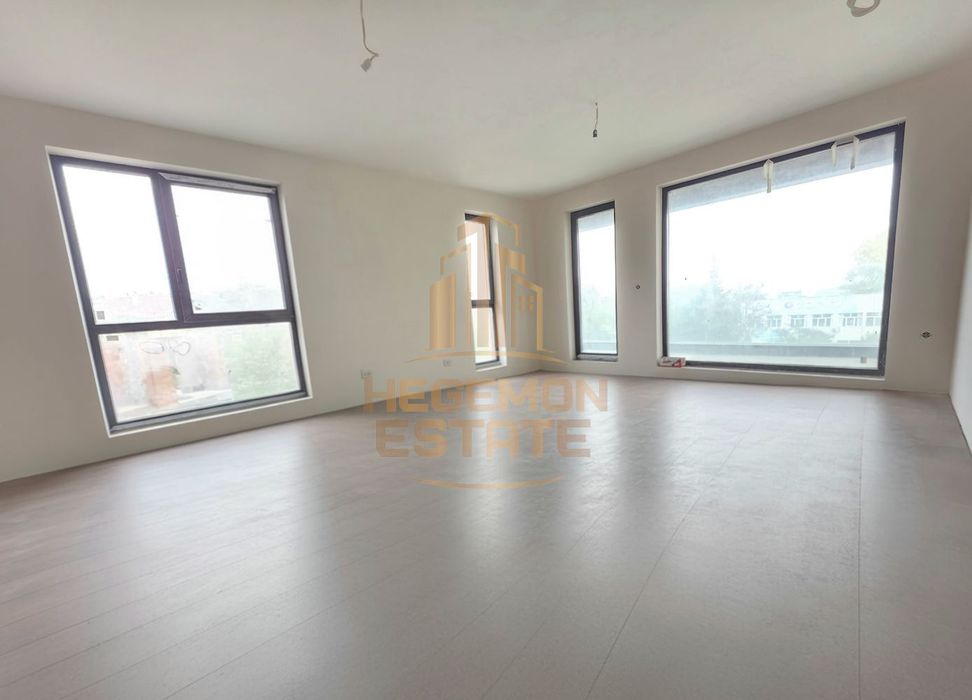 Продава се Двустаен апартамент в Варна, Левски - 86 кв.м за 1977 €/кв.м - Снимка #4