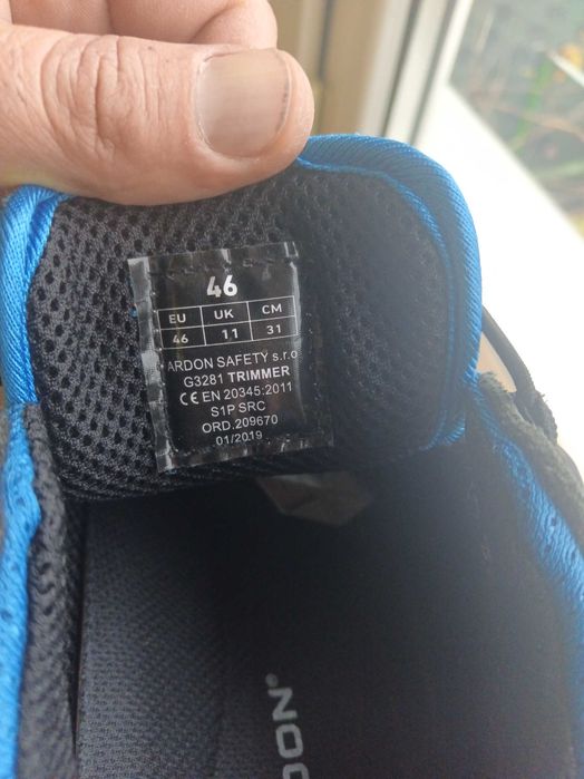 Работни обувки с бомбе