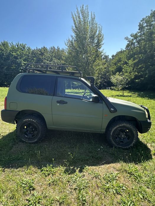 Vând Grand Vitara 2.0 Litri Benzină, 2001