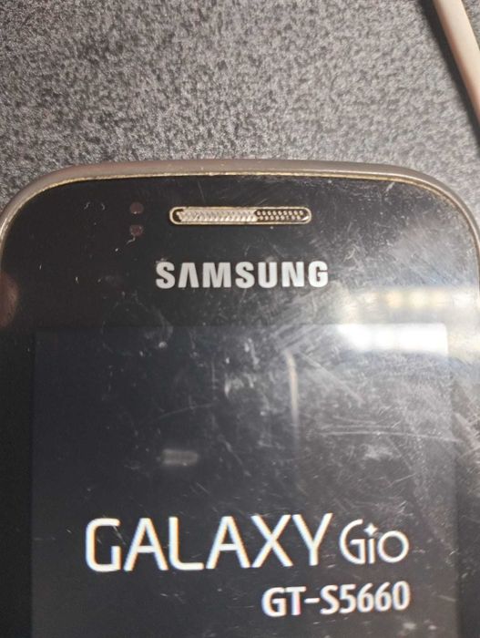 Samsung Galaxy Gio GT-S5660 pentru vorbit sau colectionari
