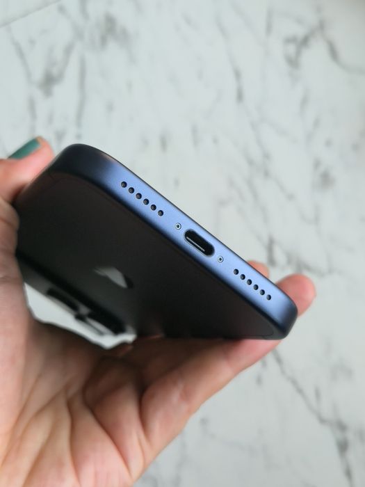 Vand Iphone 17 Pro Max piese(recarosare)