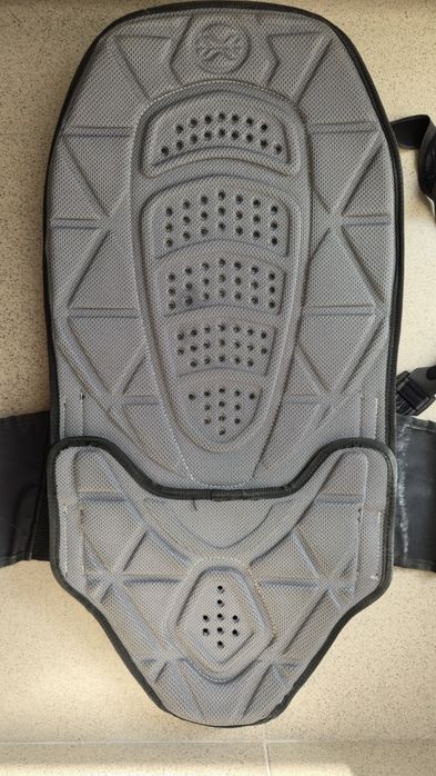 Протектор за гръб ски/мотокрос, мото, вело ixs