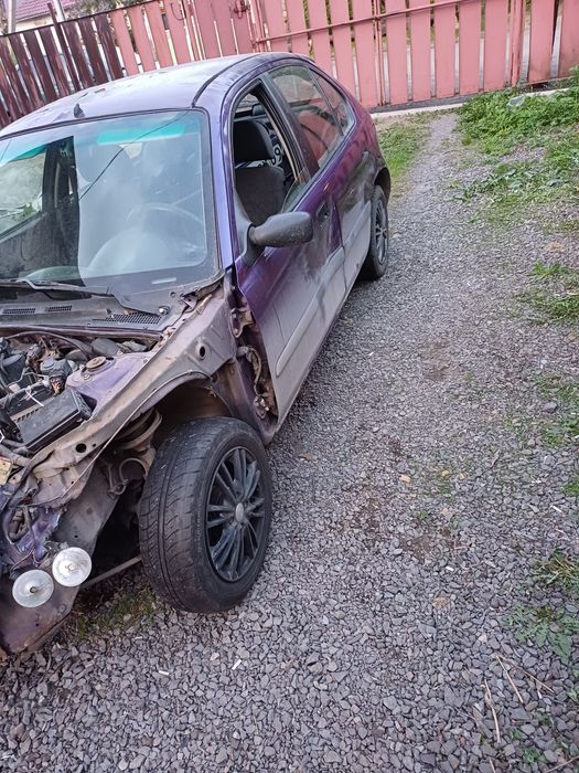 Продам rover 200