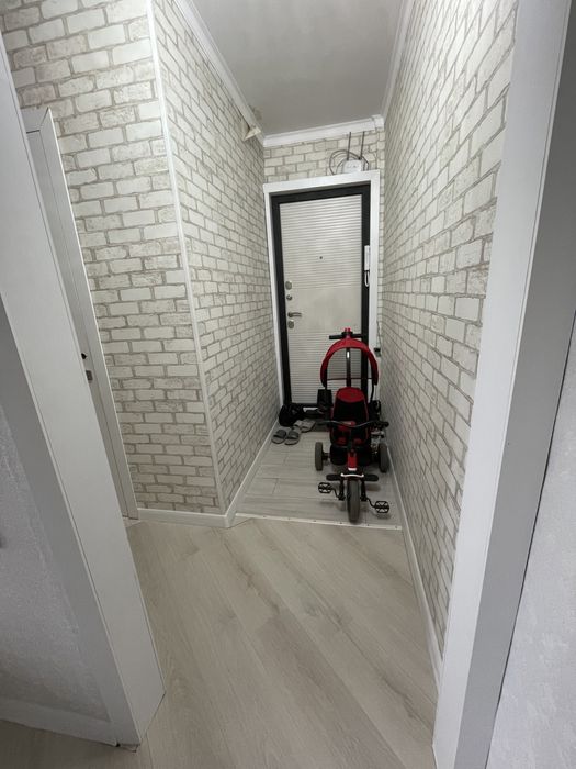 Срочно продам двухкомнатную квартиру