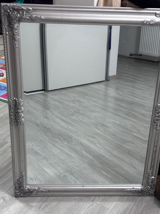 Oglinda rama argintiu dimensiune 70x90