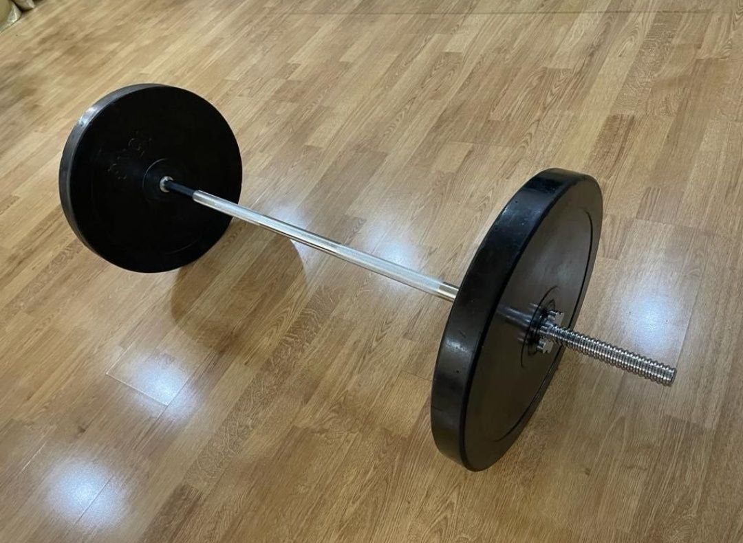 Штанга 25кг длина 1 м 20 см два блина по 10 кг и гриф 5кг: 50 000 тг ...