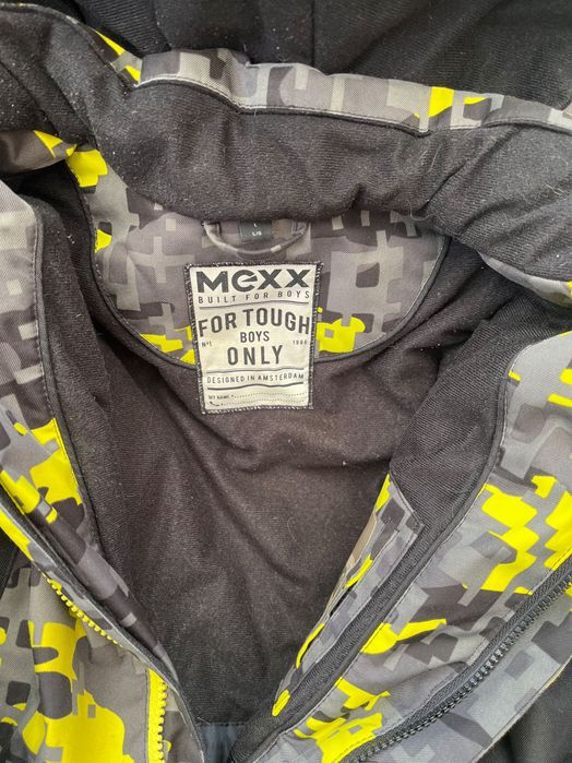 Куртки  на мальчика 6,7л