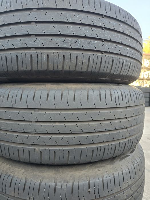 2 Броя 205/60/16 Continental 23dot