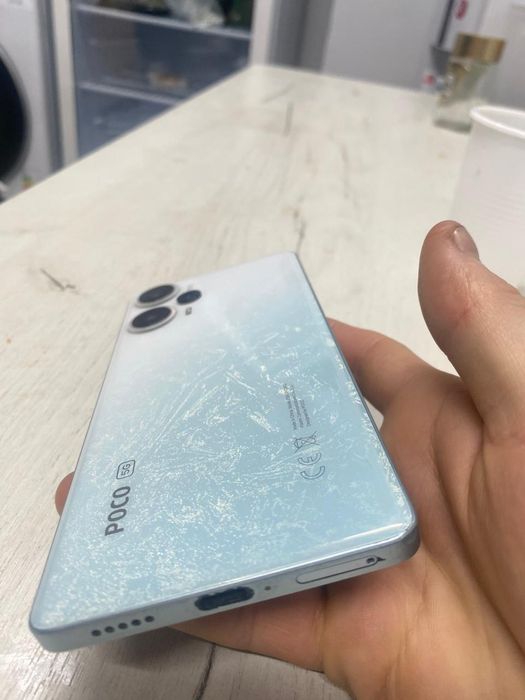 Poco F5 256гб память 12гб оперативная память